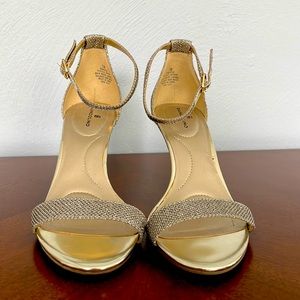 Bandolino Madia Open Toe Sandals